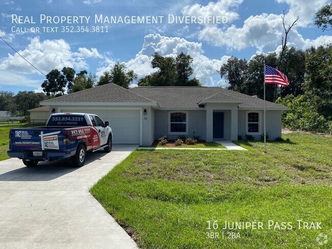 Building Photo - Custom Home - Desirable SE Ocala neighborh...