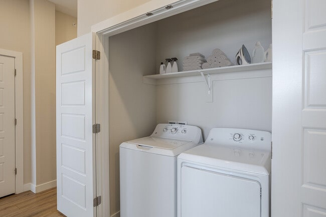 In Home Full-Size Washer & Dryer