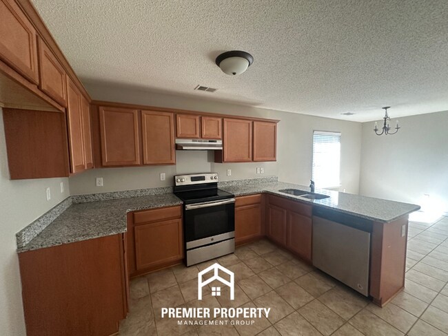Photo - 1144 Blake Rd