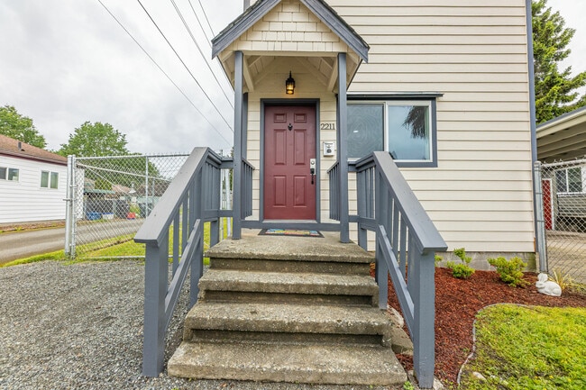 Building Photo - 2211 17th St