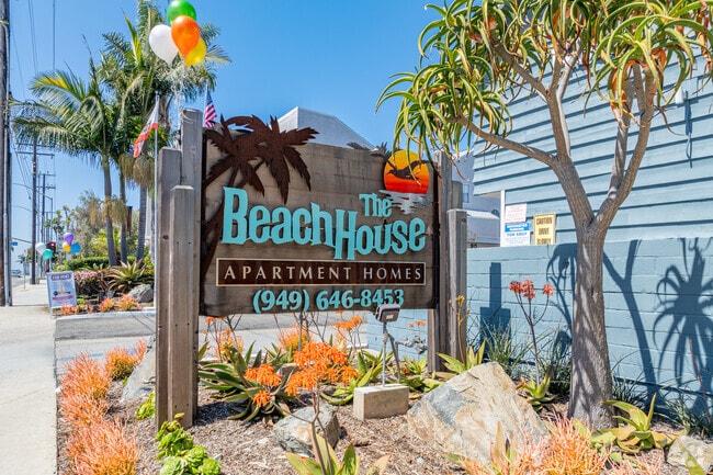 Building Photo - Beach House Apartments
