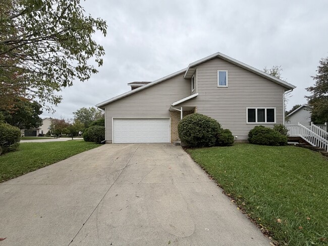1116 Greig Trail