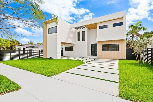 Photo - 2324 SW 26th St