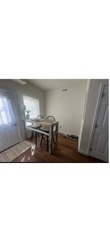 Photo - 303-365 Barkley Landing Dr Unidad 305-3