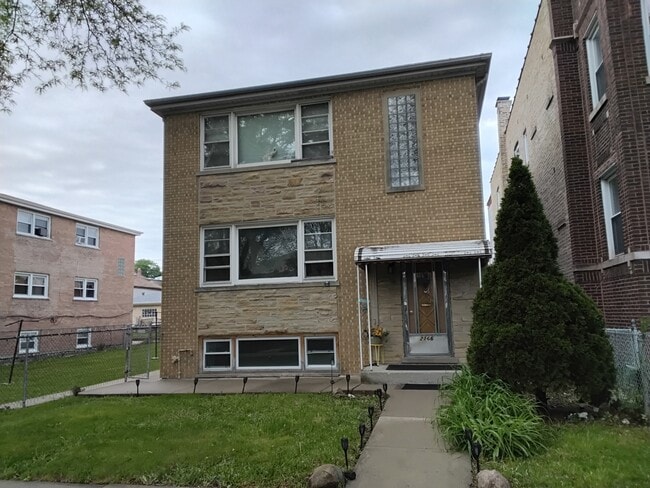 Building Photo - 2166 N Moody Ave