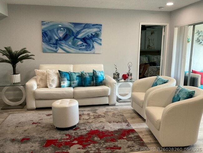 14898 Wedgefield Dr Unit 202