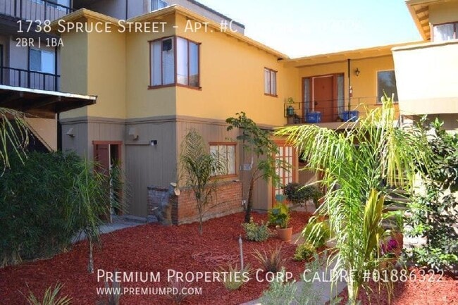 Building Photo - 1738 Spruce St Unit Apt. #C - Avail 8/1/2026