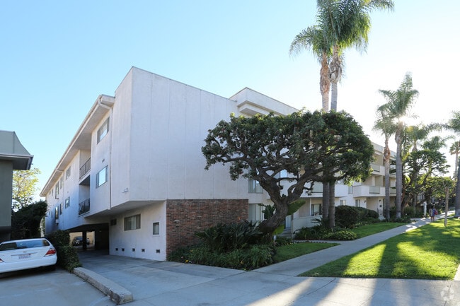 Building Photo - Bentley Avenue Apartments