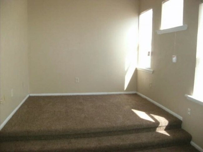 Photo - Williams Street