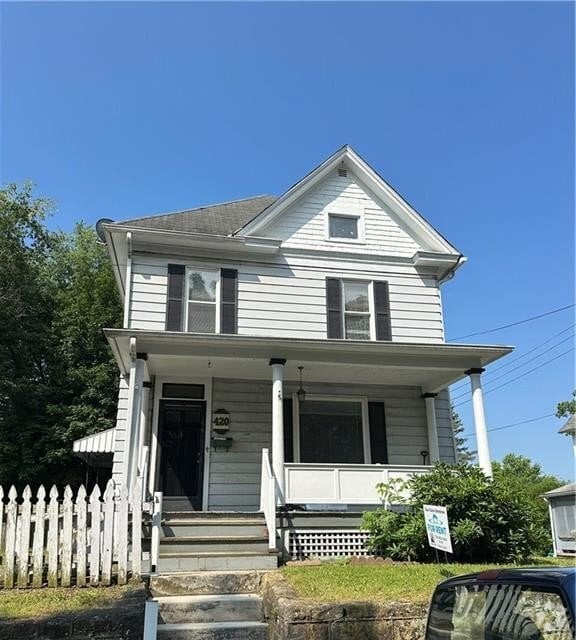 Building Photo - 420 1st St Rental