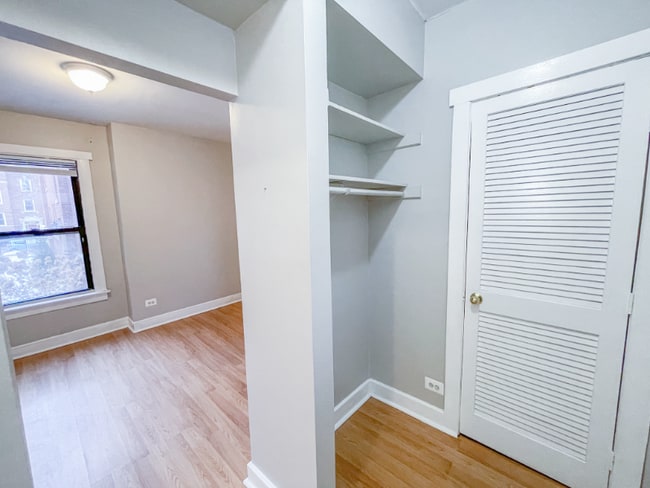 Photo - 2627 N Spaulding Ave Unit 1