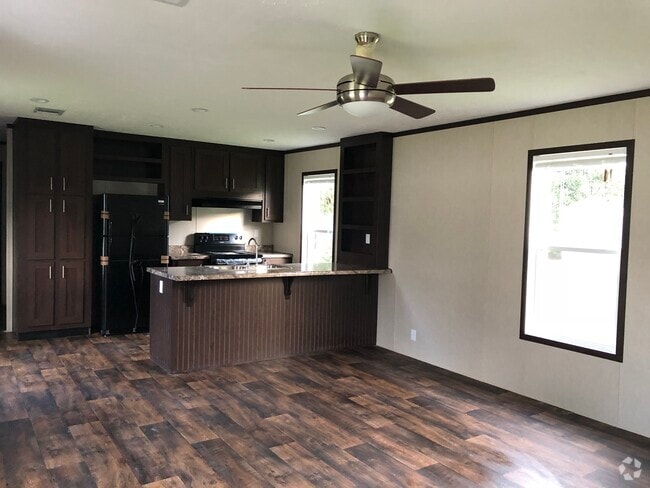 Building Photo - 23453 Walker South Rd Rental