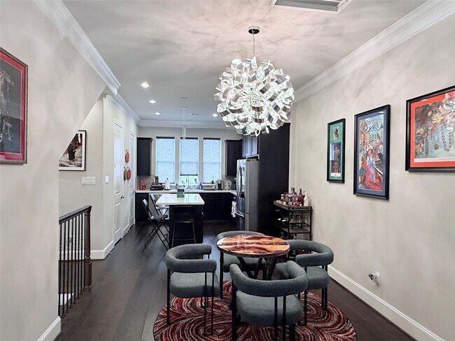 Photo - 616 Delano St