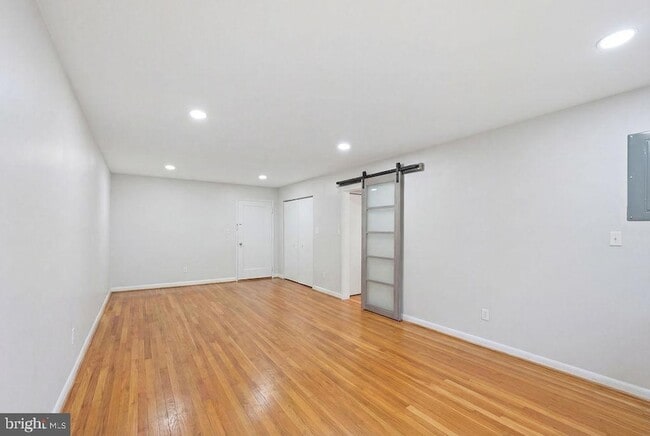 Photo - 111 Lee Ave Unit 302