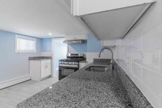 Photo - 23 Sachem St