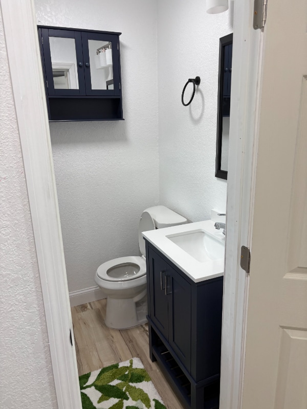 Photo - 710 E Crenshaw St