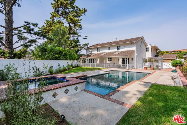 Photo - 10821 Savona Rd