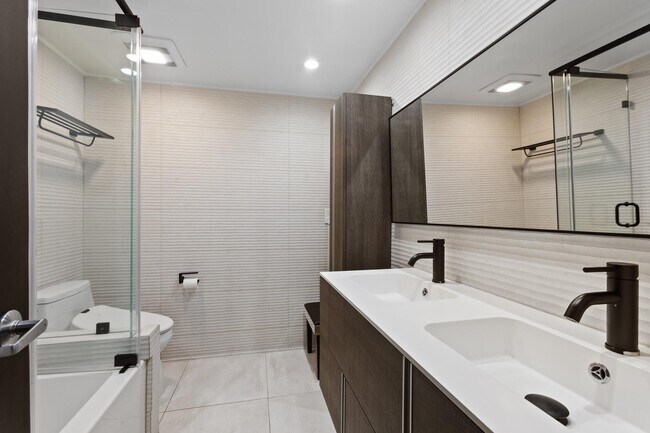 Photo - 818 N Doheny Dr Unidad 304