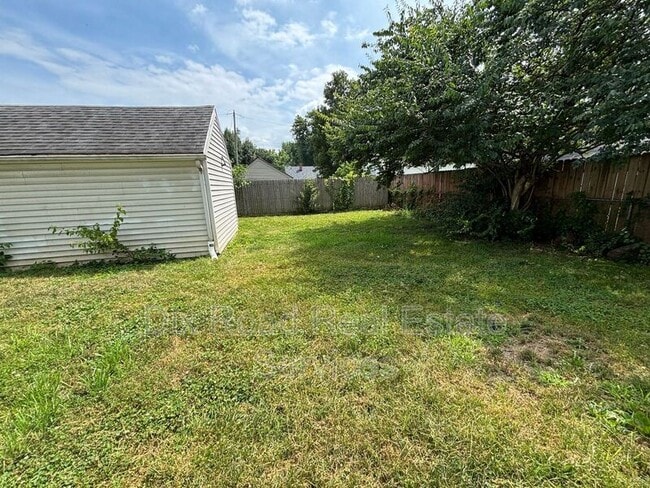 Photo - 1110 Ellen Dr