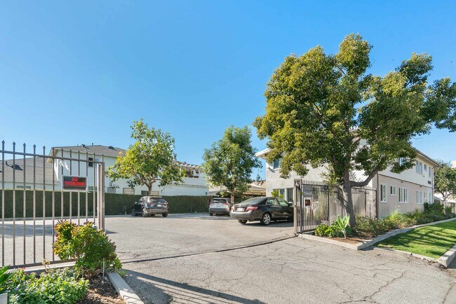 10110  Camarillo Pl.