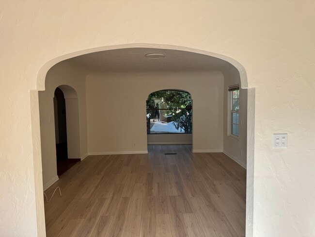 Photo - 6128 Maryland Dr