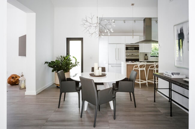 Photo - 259 N Coconut Ln