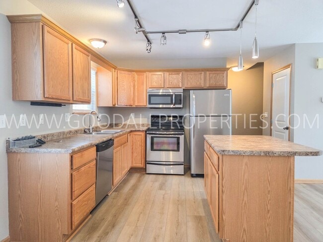 Photo - 15221 Alpine Dr