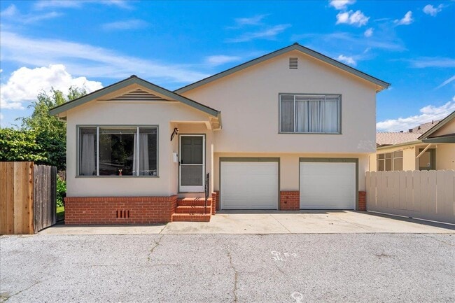 Photo - 1017 10th Ave
