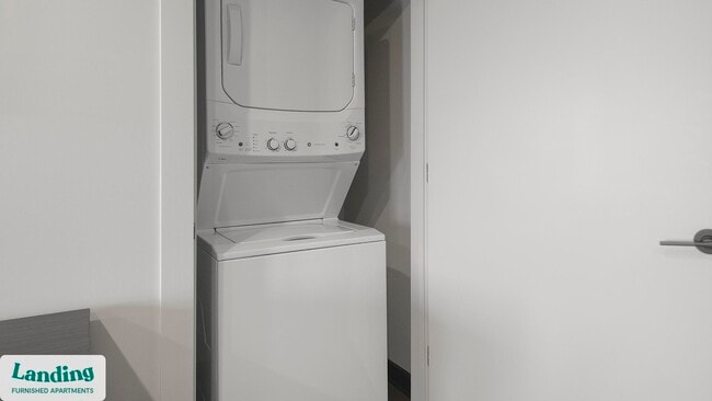 Photo - 645 N Front St Unit 451