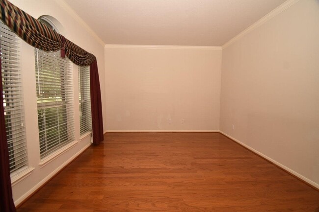 Photo - 3810 Buckley Ln