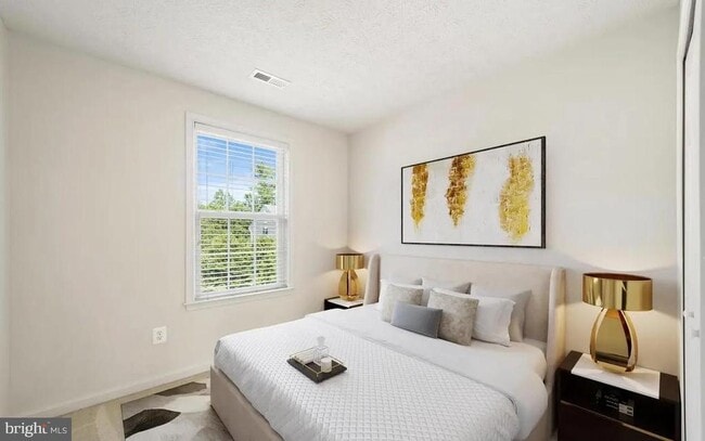 Photo - 114 Compass Cove