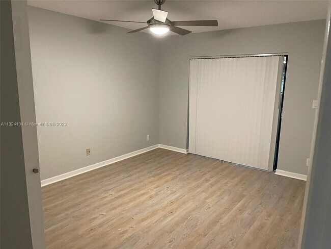 Photo - 980 NW 79th Terrace