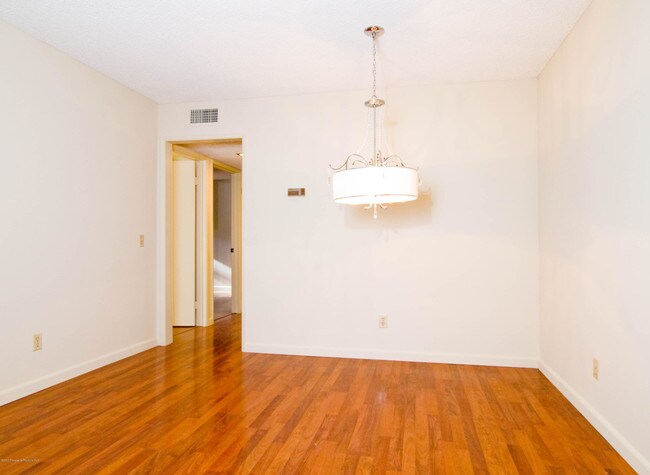 Photo - 898 Temple Terrace Unit 324