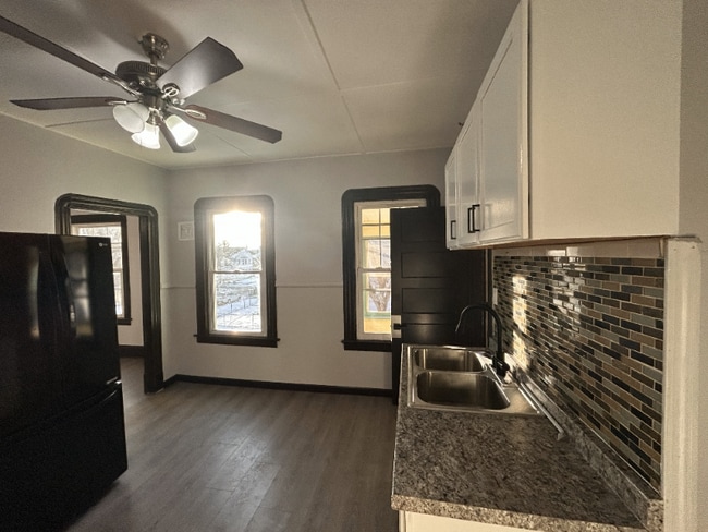 Photo - 132 Alderman St Unit 2