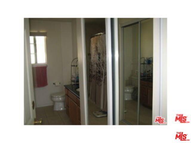 Photo - 3111 Broadway Unidad B