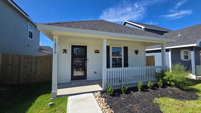 Photo - 16810 N Marie Vlg Dr