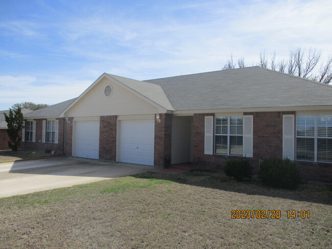 Photo - 165 Armadillo Ln Townhome