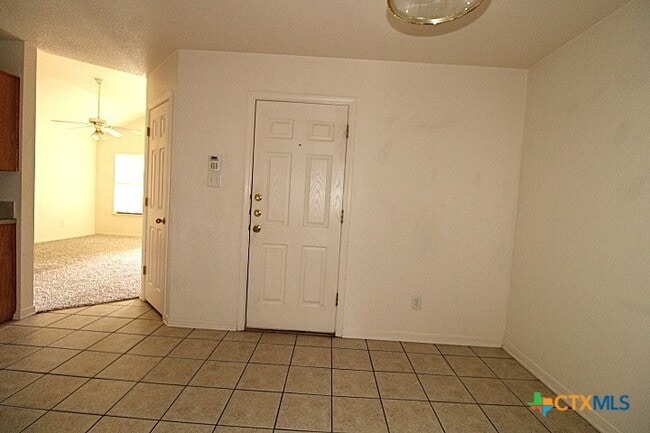 Photo - 3708 Littleleaf Dr Unidad B