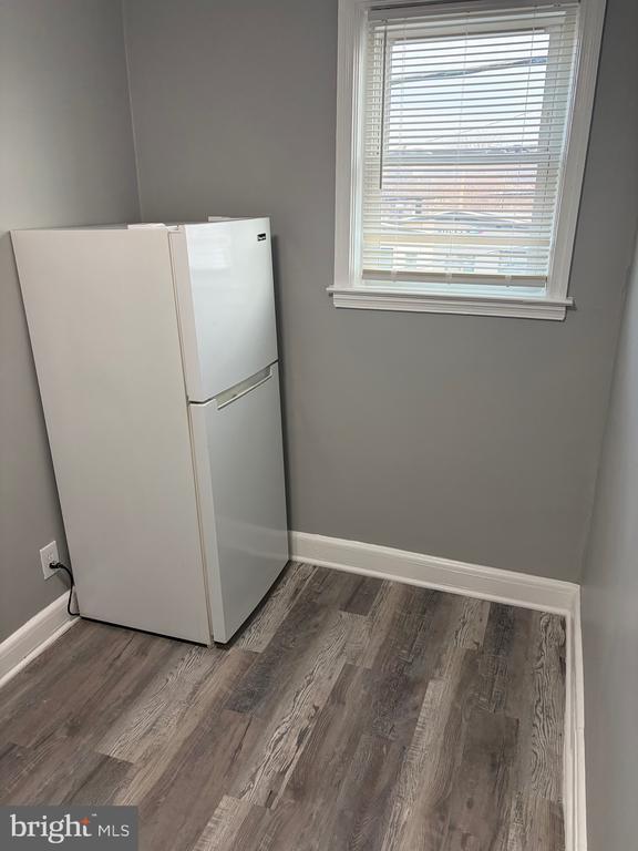 Photo - 7243 Holabird Ave