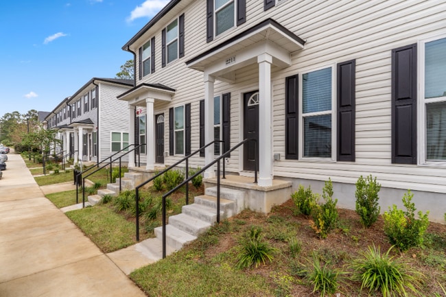 Photo - 2211 Del Carmel Way Unit 402