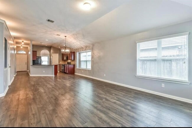 Photo - 10810 Barker View Dr