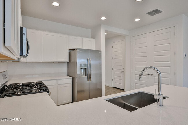 Photo - 17368 W Smoketree Dr
