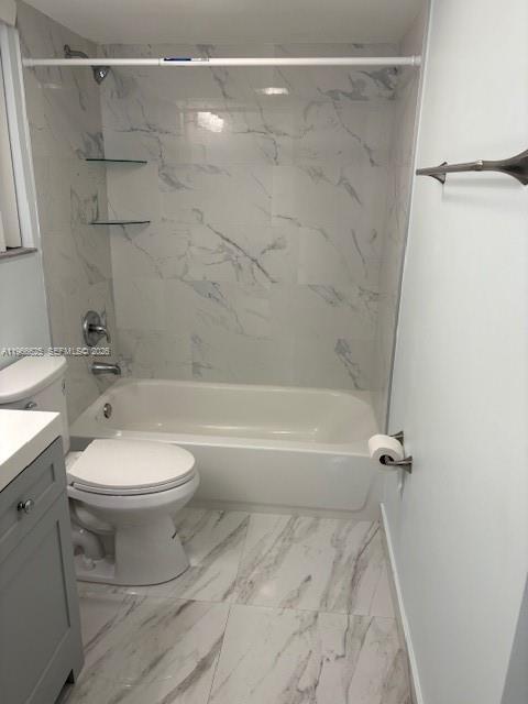 Photo - 15539 Miami Lakeway N Unidad 201-22