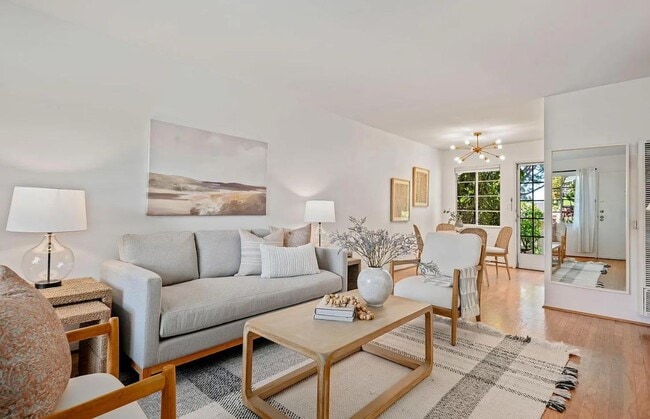 Photo - Stylish beautiful one bedroom