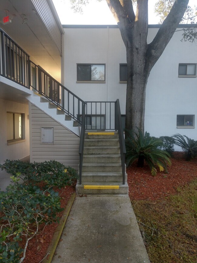 Photo - 2 Bedroom/2 Bath Palm Harbor Condo Unit #264