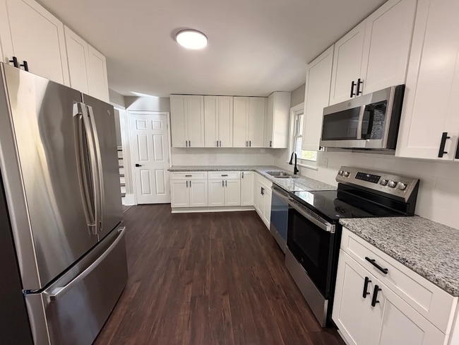 Photo - 2416 Miriam Ln