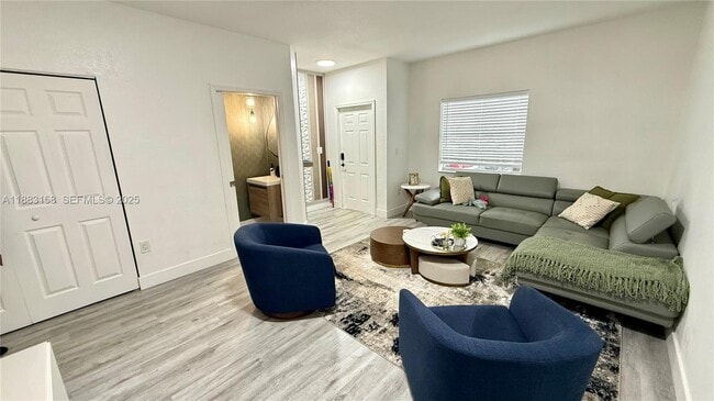 Photo - 5725 NW 114th Path