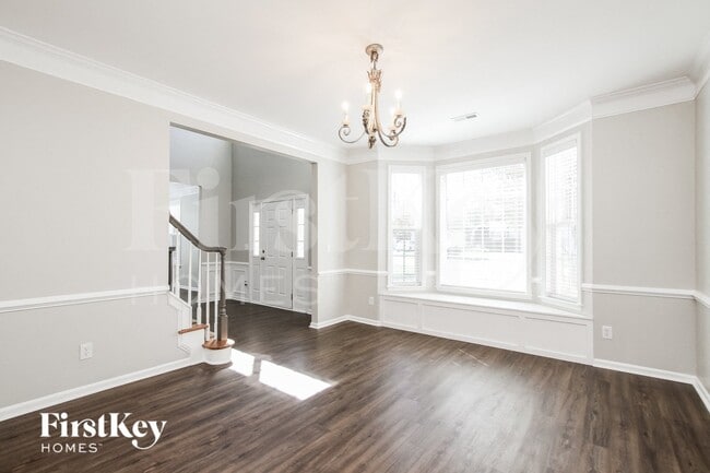 Photo - 813 Pinkney Pl