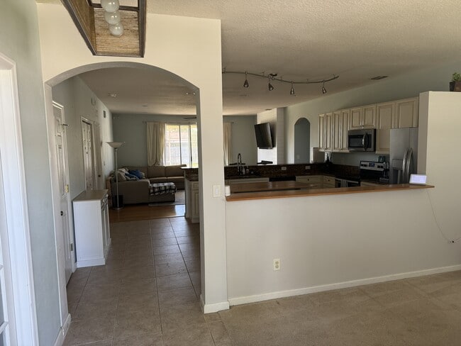 Photo - 442 Fillmore Ave NE