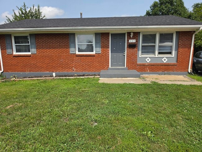 Building Photo - 229 Newcastle Ct